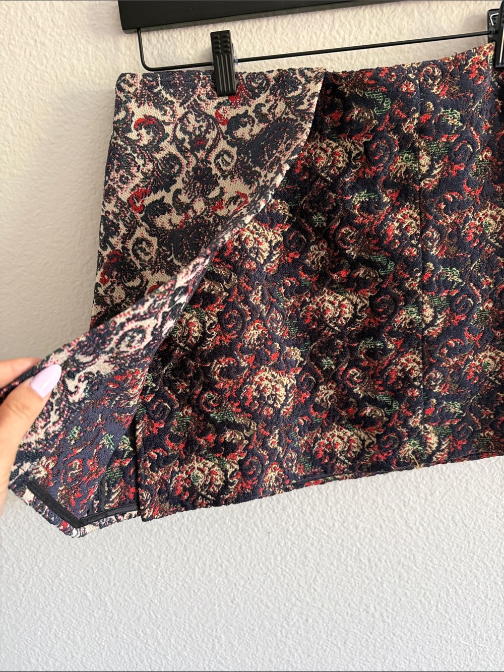 Free People Black Red Floral Jacquard Mini Skirt | Size M - Picture 4 of 6
